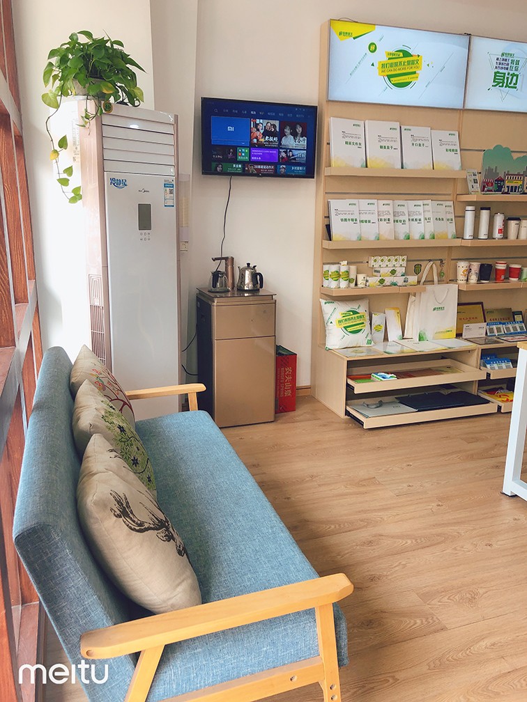 1553662441423756sBBw.jpg 1553662441423756sBBw.jpg